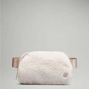 Brand new fleece lululemon everywhere belt bag